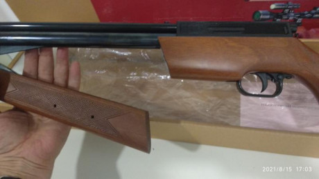 Sharp Innova 5,5.
Madera muy bonita y también el barniz.
Sin uso, unos 20 ó 30 disparos de prueba y para 02