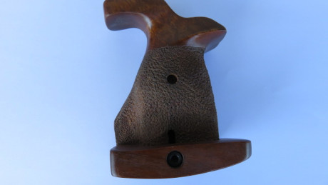 Vendo cachas anatomicas para revolver S&W con FRAME K/L practicamente sin uso talla M/L con ajuste 02