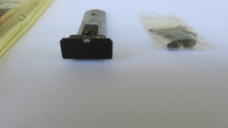 Vendo alza LPA en perfecto estado montada y desmontada sin uso para revolver S&W y sus complementos, 11