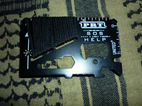 Vendo estas dos multiherramientas completas y con sus accesorios mas las fundas, regalo la tarjeta multipropósito, 00