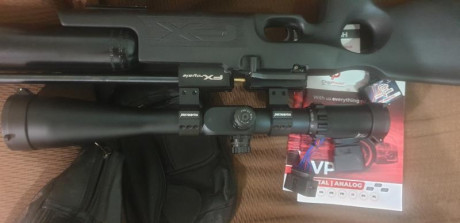 Vendo visor visoonking 10-40×56 tubo de 34mm incluyo las anillas que se compran aparte,montado en pcp 02