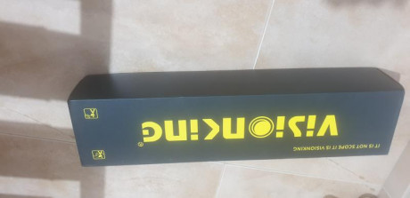 Vendo visor visoonking 10-40×56 reticula iluminada  tubo de 34mm incluyo las anillas que se  venden aparte,usado 12