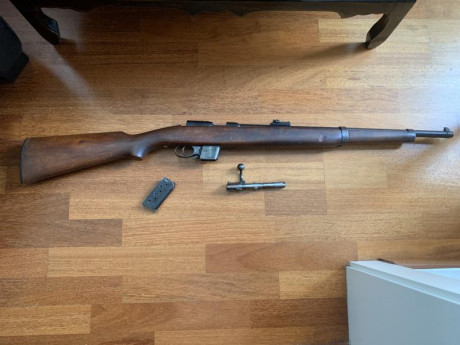 Se vende esta venerable carabina Destroyer en 9 Parabellum que guiada en D permite disparar ese calibre 01