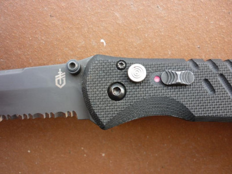 Navaja Gerber Propel AO de apertura asistida y en acero S30V
DATOS TECNICOS : Construido en Portland, 10