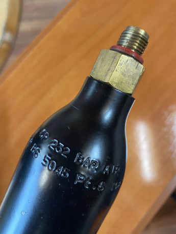 En buen estado. PRECIO 39€. Tiene una pequeña fuga de aire, solo haría falta cambiar las juntas. 01