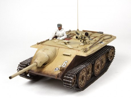 Abro este hilo ya que no puedo trasladar el de maquetas en conversación general, y porque pretendía dar 22
