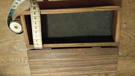 Vendo 4 estuches de madera .. El naranja de pernambuco mejicano ,el marrón de ziricote , el marrón grandote 11