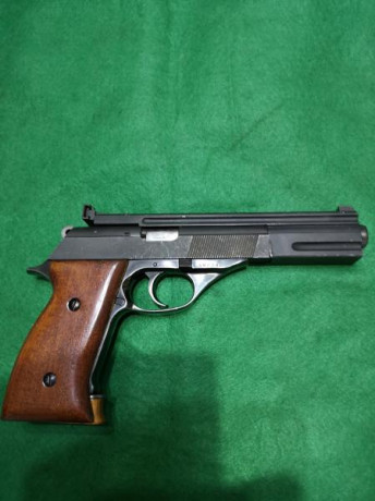 Se vende pistola Astra modelo TS-22 calibre 22lr con estuche de transporte y dos cargadores.
Precio 120€
Teléfono 00