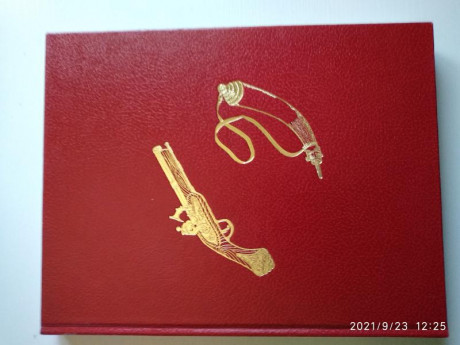 Se vende libro El tiro con armas de avancarga hoy de Ángel Hernández Merino editorial Everest
Un buen 01