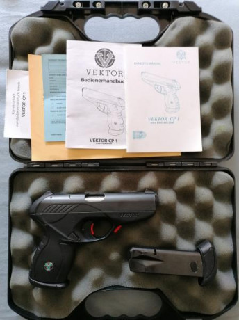  Hola compañeros.

Para liberar cupo saco a la venta esta pieza de colección: Vektor CP1 sudafricana 12