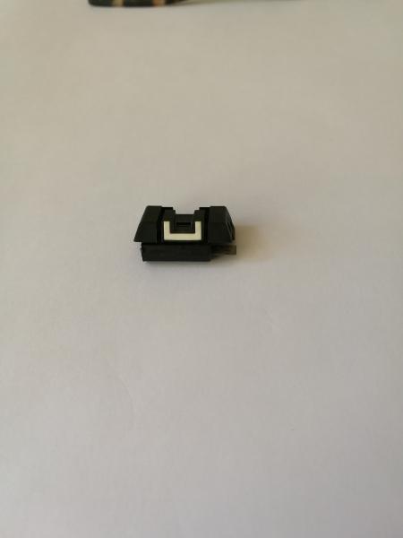 Hola. Vendo alza regulable de polímero marca Glock .Tiene su tiempo pero ha estado guardada y no ha llegado 02