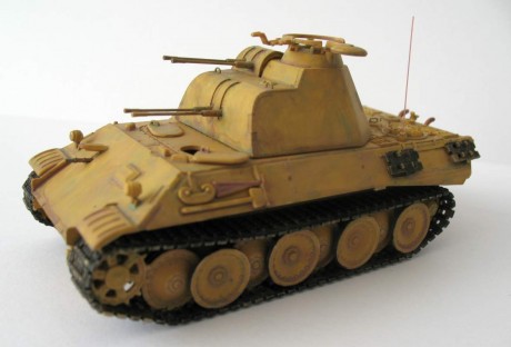 Abro este hilo ya que no puedo trasladar el de maquetas en conversación general, y porque pretendía dar 01