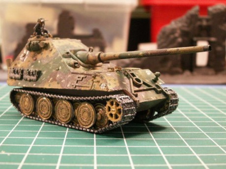 Abro este hilo ya que no puedo trasladar el de maquetas en conversación general, y porque pretendía dar 60