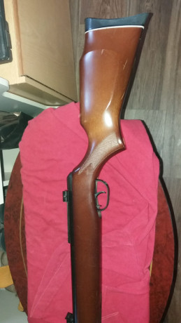 -  Vendo Gamo Hunter con ligeras marcas de uso así como pequeños oxidos en el pavón que pueden apreciarse 02
