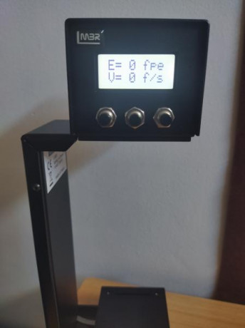 Vendo este cronografo balístico R2H.
Comprado en armería Ayala.
Esta completamente nuevo.
Precio 105€ 01