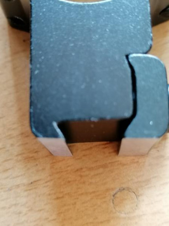 Buenas, 
Tenía estas monturas Vector que en su día compré con un visor de la misma marca, nunca las usé, 40