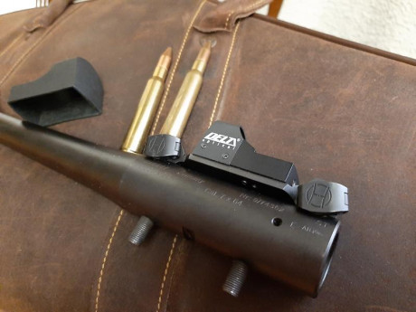 Por falta de uso vendo cañon para Blaser R93 calibre 7x64 con monturas alemanas y pequeño holográfico 01