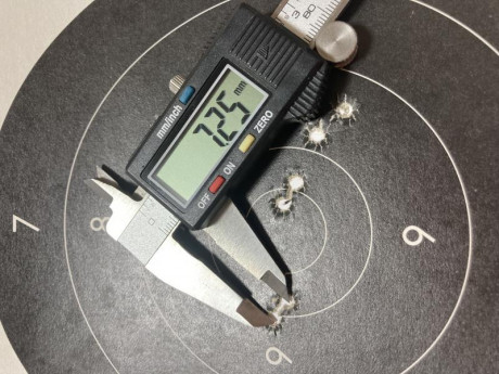 Vendo fusil suizo SCHMIDT RUBIN K31. Calibre 7,5x55, con un cargador extraíble de 6 cartuchos. En buen 50