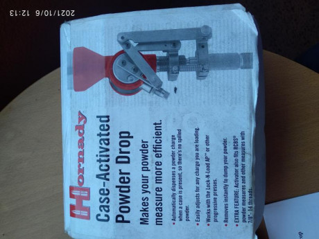 Vendido      dosificador pólvora jornady válido para prensa o para banco trae los dos sistemas con dos 12