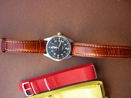 Vendo este reloj Steeldive Pilot, caja de 39mm, monta una maquinaria automática japonesa Seiko NH35,WaterResist 00