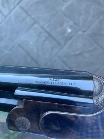 Se vende rifle Express Rizzini 90L 9,3x74R.
Poquísimos tiros.
Algunas marcas de uso porque se usó una 00