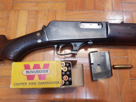 Rifles Winchester con más de un siglo de antigüedad. Se venden cada uno con una ---EDITADO---.
Cada rifle 72