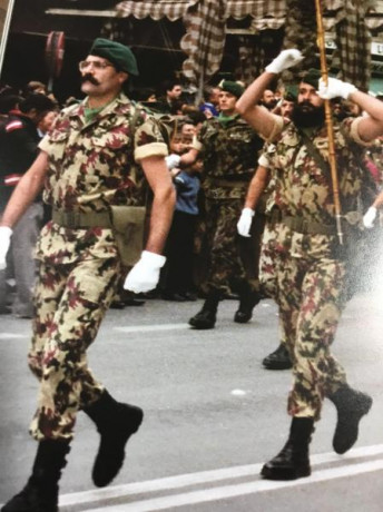 Busco traje militar boscoso especial, talla 2c, 2n, 1c o 1n. 00