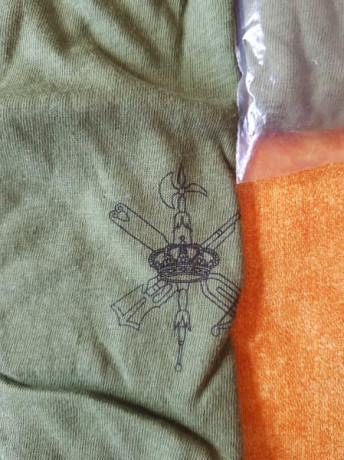 Dos camisetas interiores legión nuevas. Una talla 52 y otra talla 56. 

20 euros las dos con envio certificado 00