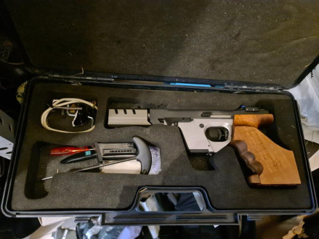 Se vende por cambio pistola walther gsp expert, con pocos disparos, casi nueva, disparador de competicion 00