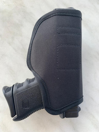 Vendo estas fundas con muy poco uso, alguna sin estrenar.

Todas son perfectamente válidas para Glock 41