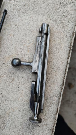 Se vende mosin nagant, es de recuperación de la guerra civil, es para piezas, o para inutilizar lo o para 12