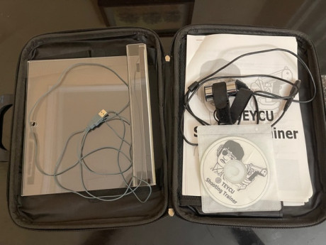 Entrenador electronico TEYCU V.
Completamente nuevo, con todos los componentes y en su cartera original.
Pido 00