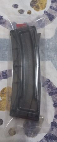  ***RESERVADOS***     

Vendo tres cargadores, de 30 cartuchos de capacidad, del calibre 22, completamente 00