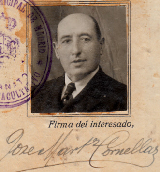  EN RECUERDO Y HOMENAJE A LOS QUE YA NO ESTÁN. 

Si pones en  GOOGLE   PASAPORTES EN LA MEMORIA  da igual 100