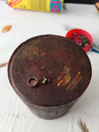 comparto estas fotos que me envia un amigo USA.  Se muestra como dato o curiosidad tecnica . No repetir 12