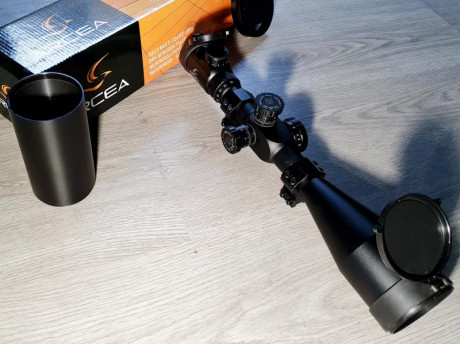 Vendo Visor Arcea 10-40x60 tubo de Ø30mm, con retícula Mil Dot y ajuste lateral del paralaje.
Es el más 12