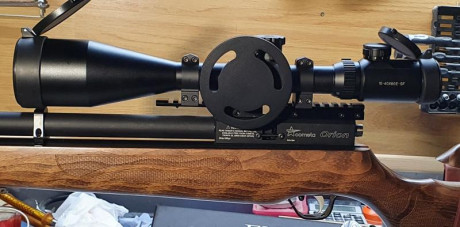 Vendo Visor Arcea 10-40x60 tubo de Ø30mm, con retícula Mil Dot y ajuste lateral del paralaje.
Es el más 10