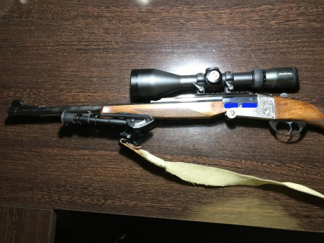 Se vende monotiro Polarm Effebi, en calibre 6,5 x 57R, con grabados de caza.
Cañon con rosca homologada.
Monta 02