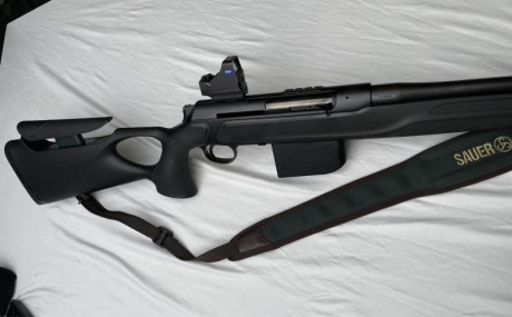Rifle Sauer 303 Synchro XT ULTRA Cal.338 WM 
( gatillo magic black de 900gr, cerrojo anodizado en negro, 01