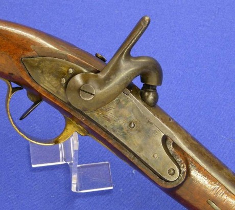 Voy a colocar unas fotos de un arma larga alemana de llave de mecha del siglo XVI. 91