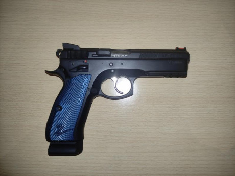 Buenas pongo a la venta mi CZ Shadow 1 fabricada en 2017 sin apenas uso,ya que solo uso la shadow 2, esta 10