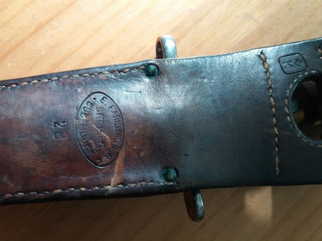 Pongo a la venta parte mi colección de bayonetas suizas antiguas.

Son cinco piezas de distintas épocas 71