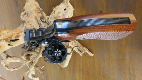 Lo dicho vendo mi COLT TROOPER MK3 38/357 en un estado increíble para los años que tiene, siempre bien 10