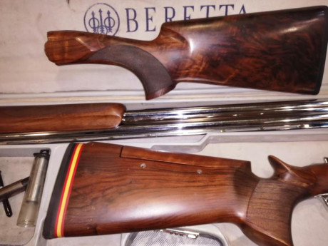 Impresionante arma, muy poco usada, se entrega con dos culatas, maletín original y todos los accesorios 21