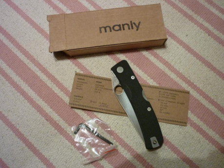 Manly Peak en acero D2, un solo uso para pelar una naranja, en su embalaje original, garantía y herramienta.
Las 02