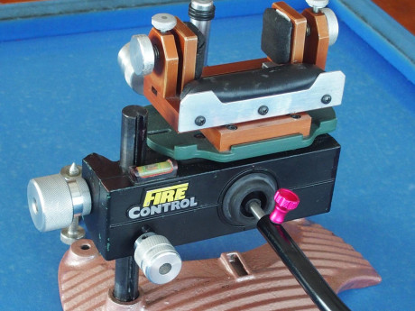 Se ofrece magnifica torreta especializada en BenchRest (precision, con carabina, usando apoyos). Cuenta 01