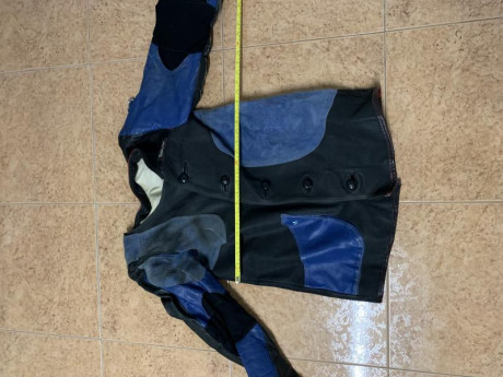 Vendo traje de tiro olímpico:

Chaqueta sauer talla L 60€
Pantalón anschutz talla L 60€
Zapatos anschutz 31