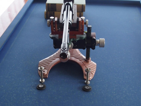 Se ofrece magnifica torreta especializada en BenchRest (precision, con carabina, usando apoyos). Cuenta 20