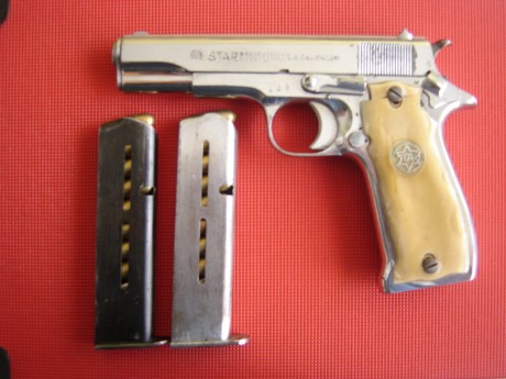 Hola,he abierto este hilo para que todos aquellos que tengais armas Españolas,podais lucirlas aqui con 42