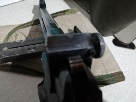 Vendo esta  pistola rusa  que fue arma del equipo olimpico de  la extinguida unión soviética  un gran 02